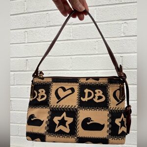 Y2K Dooney & Bourke Tan and Black Patterned Shoulder Bag